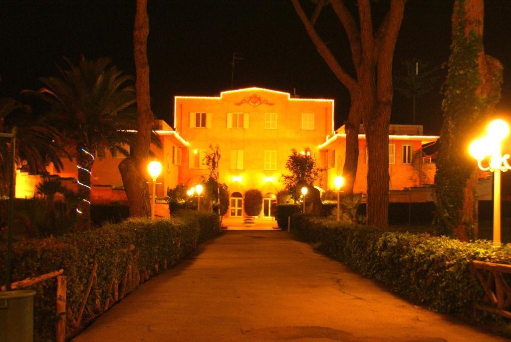 Hotel Parco Dei Principi Anzio Exterior photo